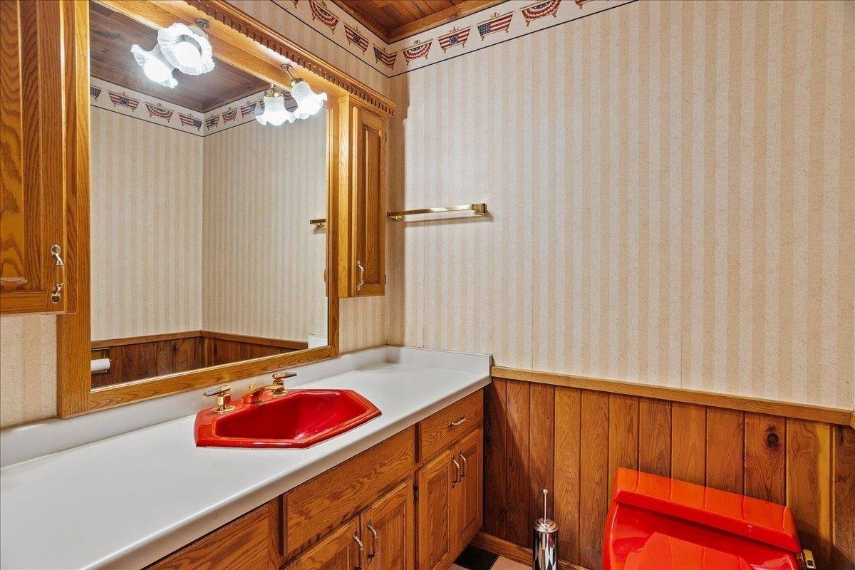 205070 Marsh Run Lane, Marshfield, WI 54449