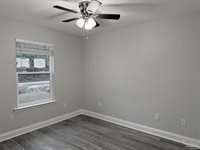 3013 North 36th Ave, Milton, FL 32583