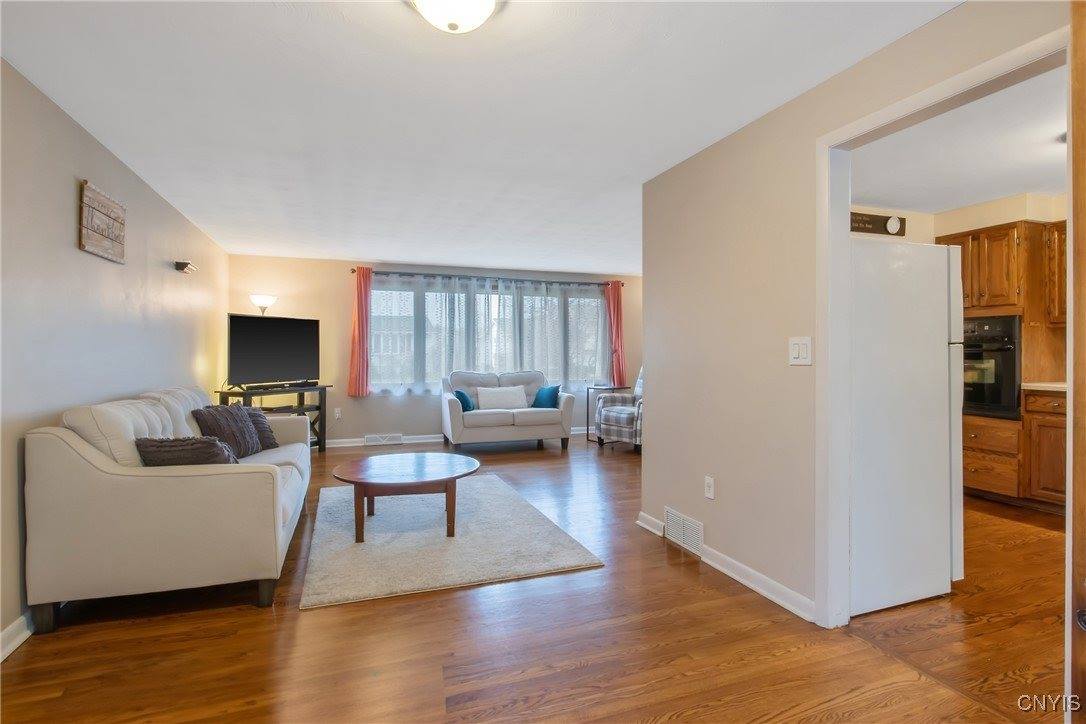 217 Tilden Drive, DeWitt, NY 13057