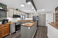 349 Crestview Lane, Nekoosa, WI 54457