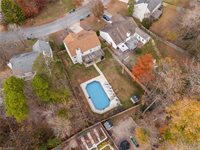 4006 Maid Marion Court, Jamestown, NC 27282