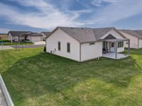 1205 East Park Glen Ct, Clearwater, KS 67026