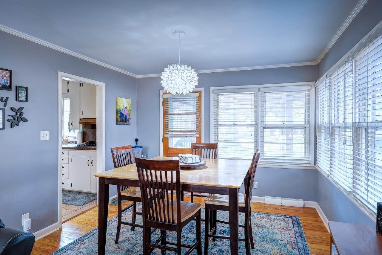 3 Eastridge Dr, Arkansas City, KS 67005