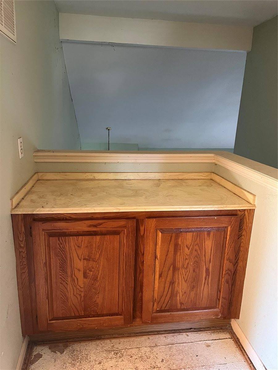 4710 Whispering Falls Drive, Houston, TX 77084