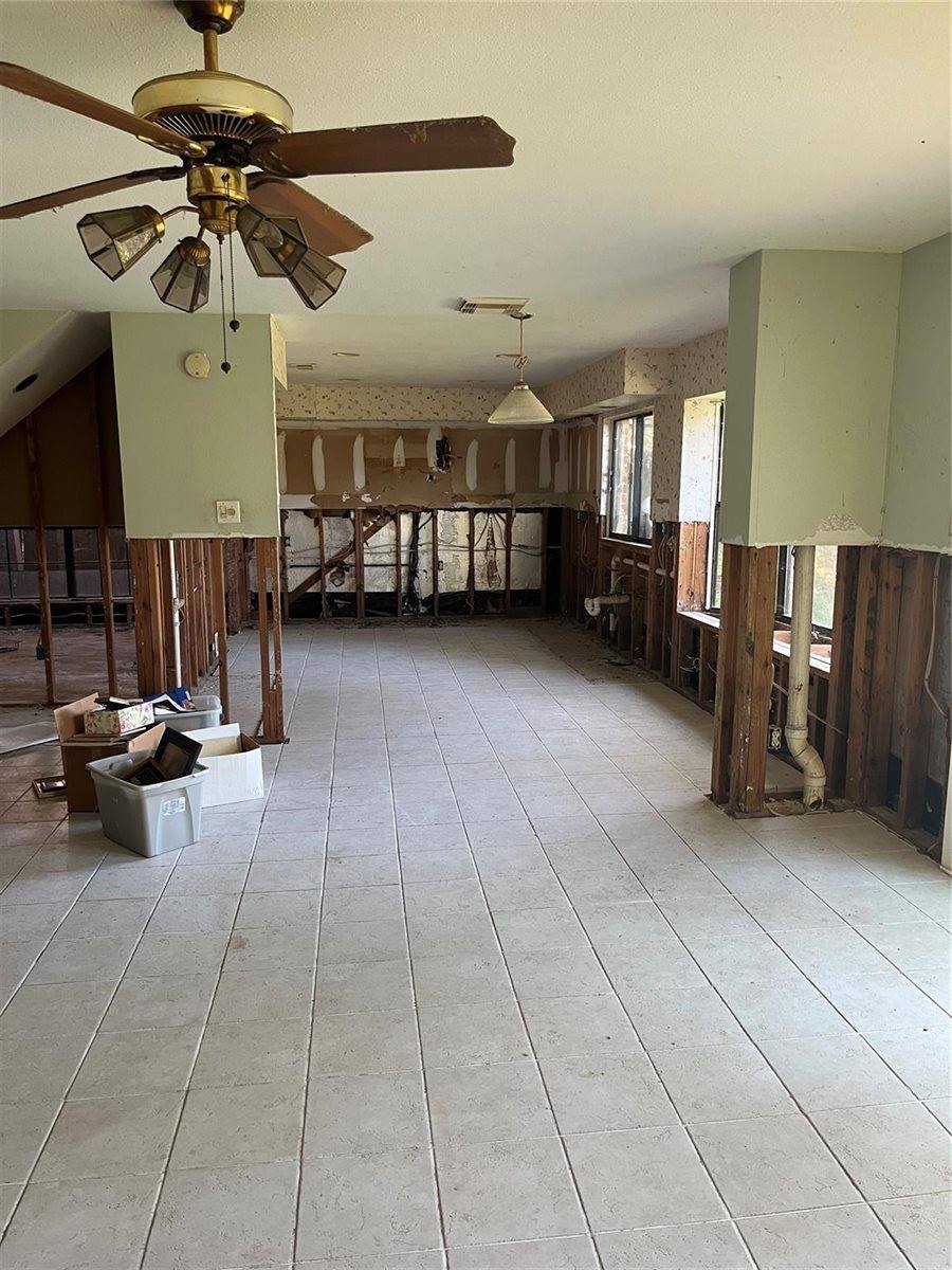 4710 Whispering Falls Drive, Houston, TX 77084