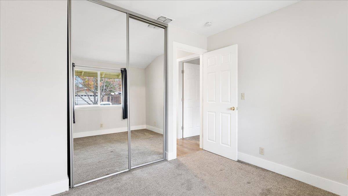 1203 Cresthaven Drive, Roseville, CA 95678