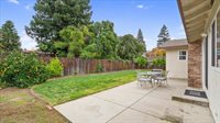 1203 Cresthaven Drive, Roseville, CA 95678