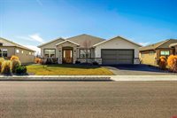 832 San Sophia Drive, Montrose, CO 81403