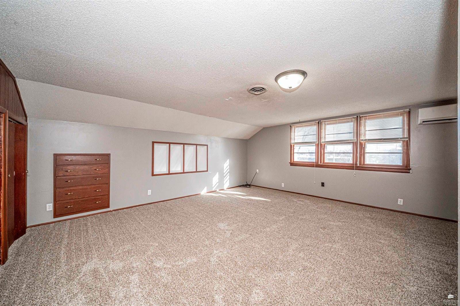 104 North Brown, Abilene, KS 67410