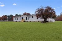 566 Centerwood Road, Windsor, SC 29856