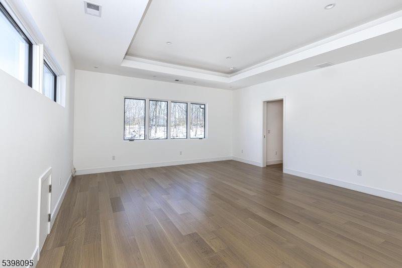 1 Juniper Pointe Trail, Green Brook Township, NJ 08812