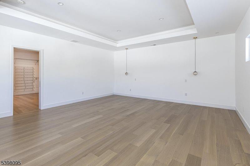 1 Juniper Pointe Trail, Green Brook Township, NJ 08812