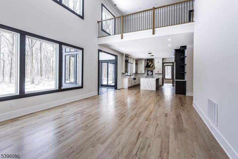 6 Harlow Pointe Cove, Green Brook Township, NJ 08812