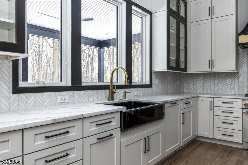 6 Harlow Pointe Cove, Green Brook Township, NJ 08812