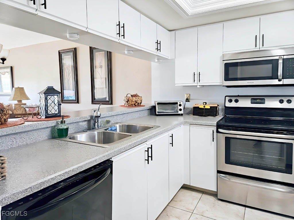 16470 Kelly Cove Drive, Fort Myers, FL 33908