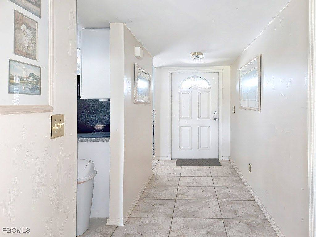 16470 Kelly Cove Drive, Fort Myers, FL 33908