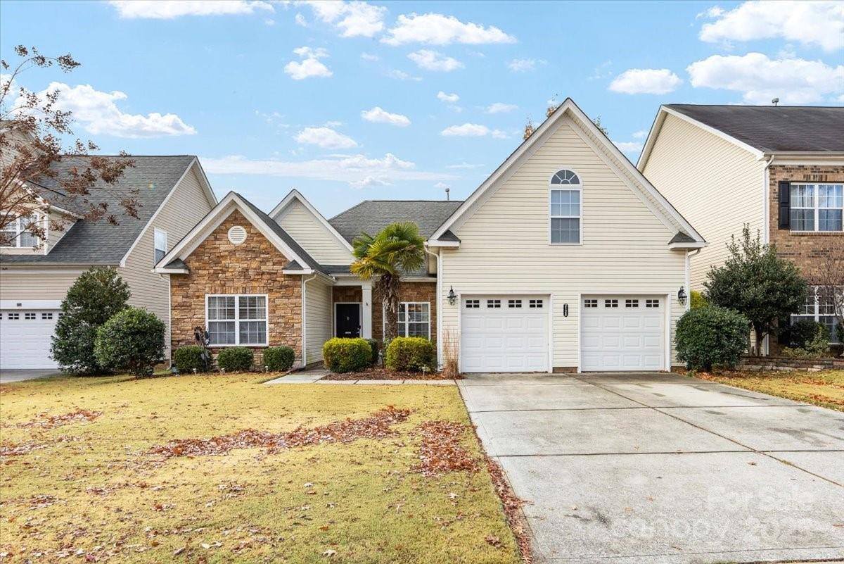 2126 Blue Iris Drive, Matthews, NC 28104