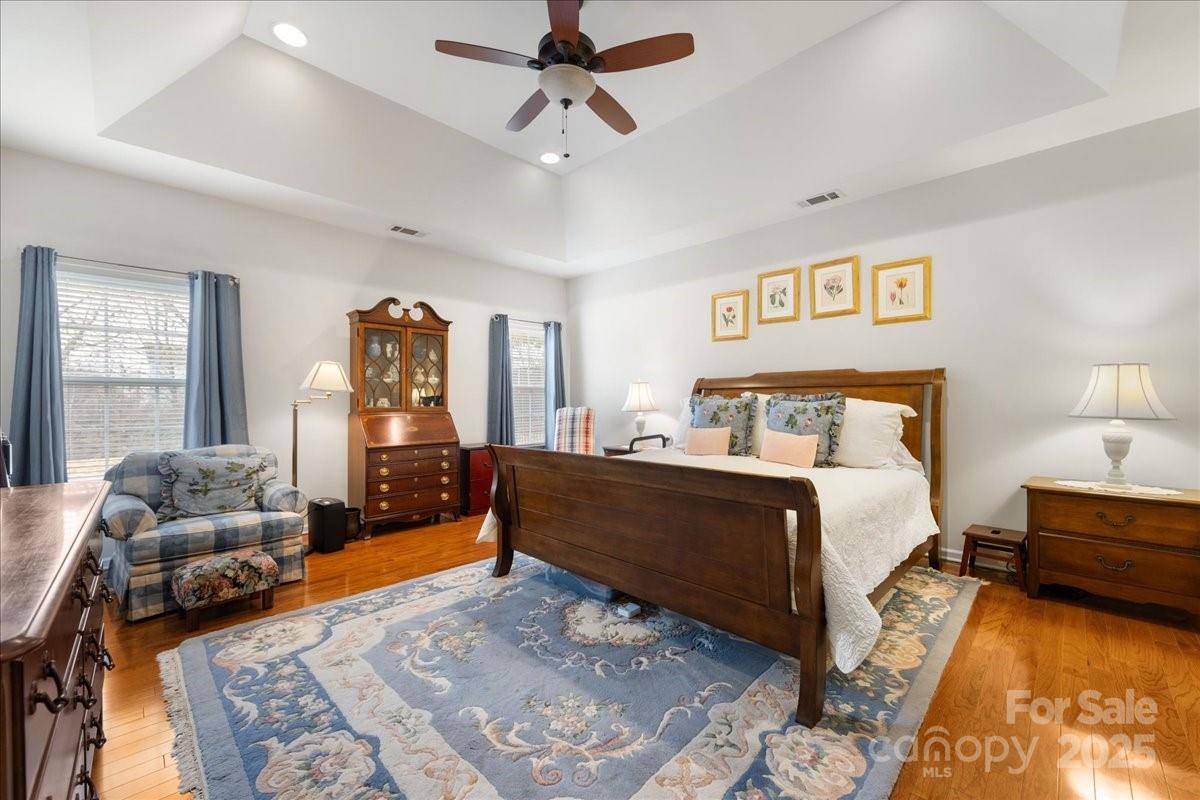 2126 Blue Iris Drive, Matthews, NC 28104