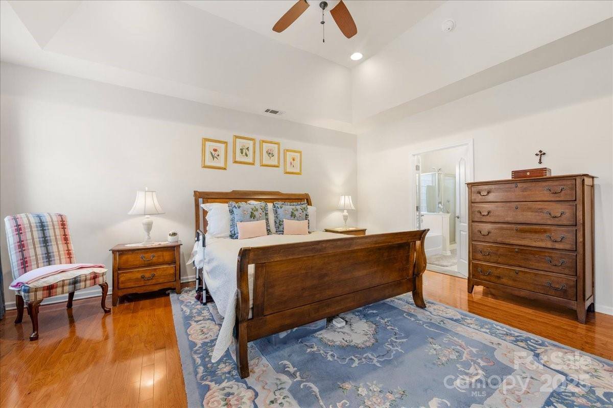 2126 Blue Iris Drive, Matthews, NC 28104