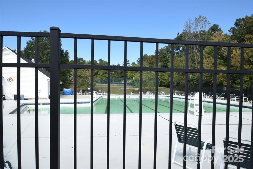 10214 Stoneykirk Lane, Charlotte, NC 28269