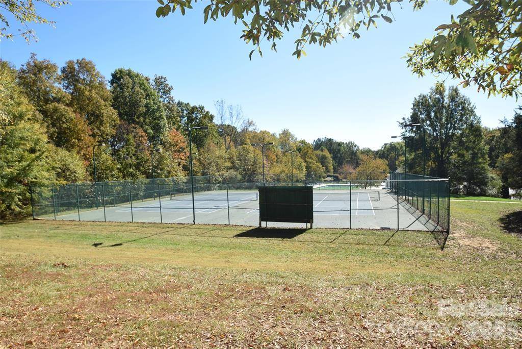 10214 Stoneykirk Lane, Charlotte, NC 28269