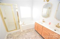 10214 Stoneykirk Lane, Charlotte, NC 28269