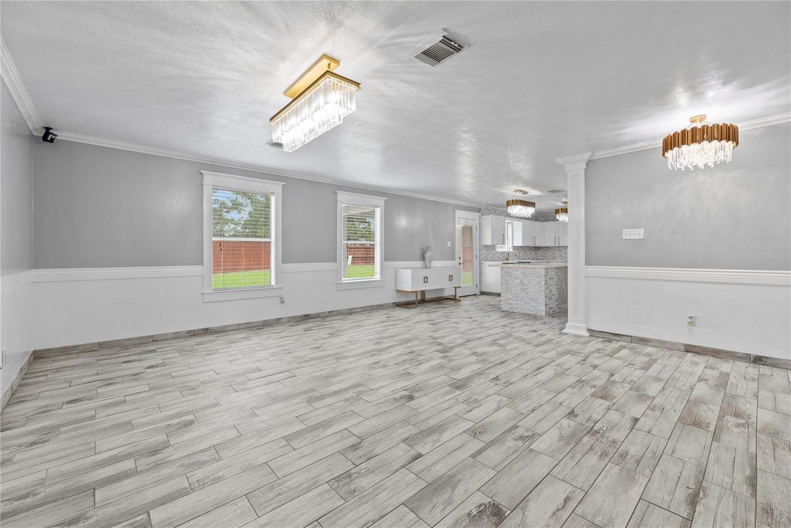 1010 Stillgate Court, Spring, TX 77373