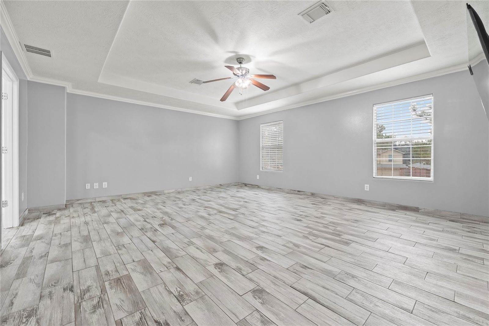 1010 Stillgate Court, Spring, TX 77373