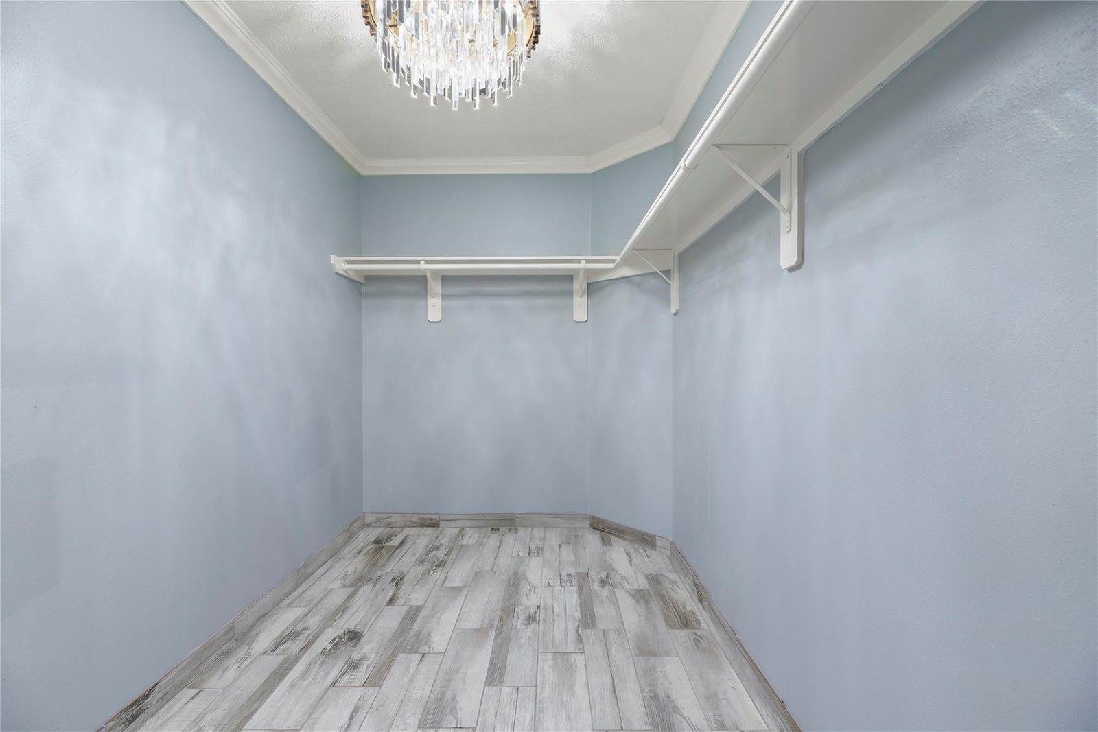 1010 Stillgate Court, Spring, TX 77373