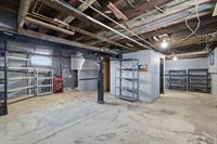 12 Franklin Ave, Shelby, OH 44875