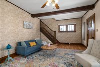 12 Franklin Ave, Shelby, OH 44875