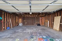 12 Franklin Ave, Shelby, OH 44875