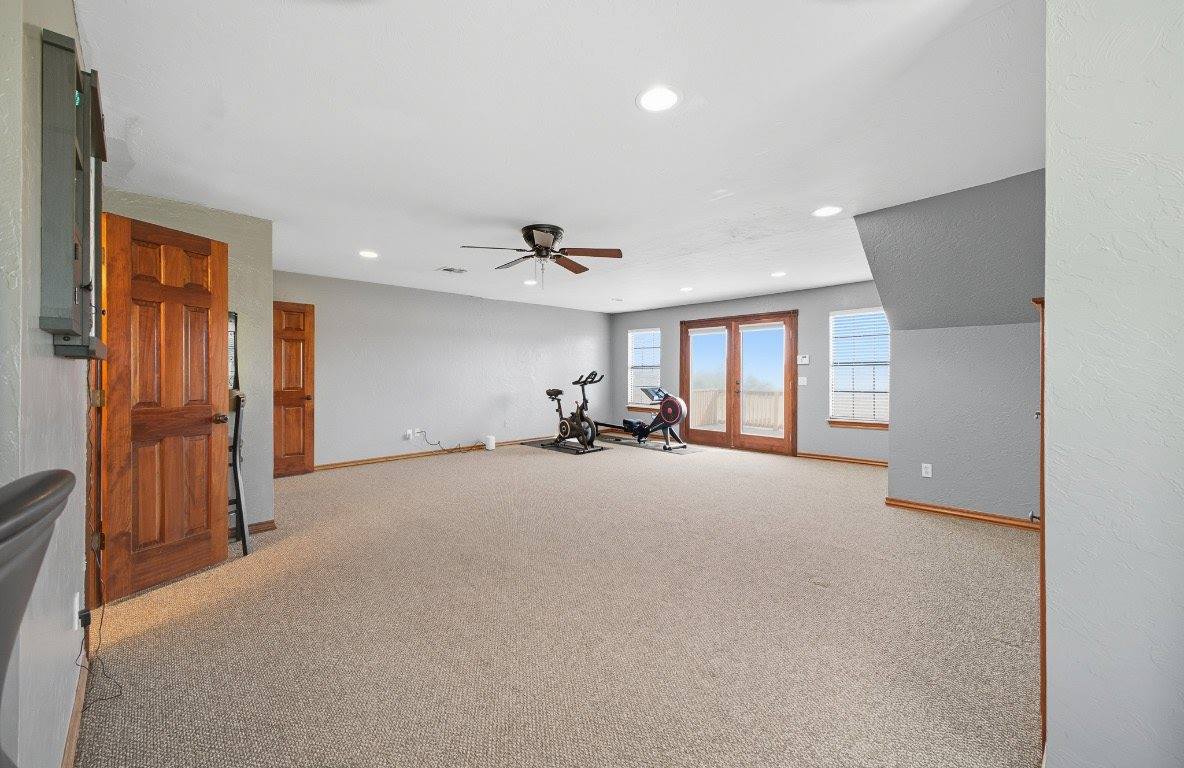 13132 SW 44th Street, Yukon, OK 73099