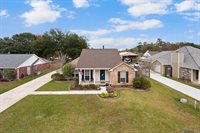 13459 Prairie Ln, Walker, LA 70785