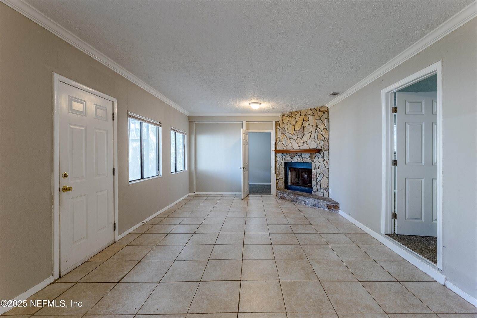 1044 Alderside Street, Jacksonville, FL 32208