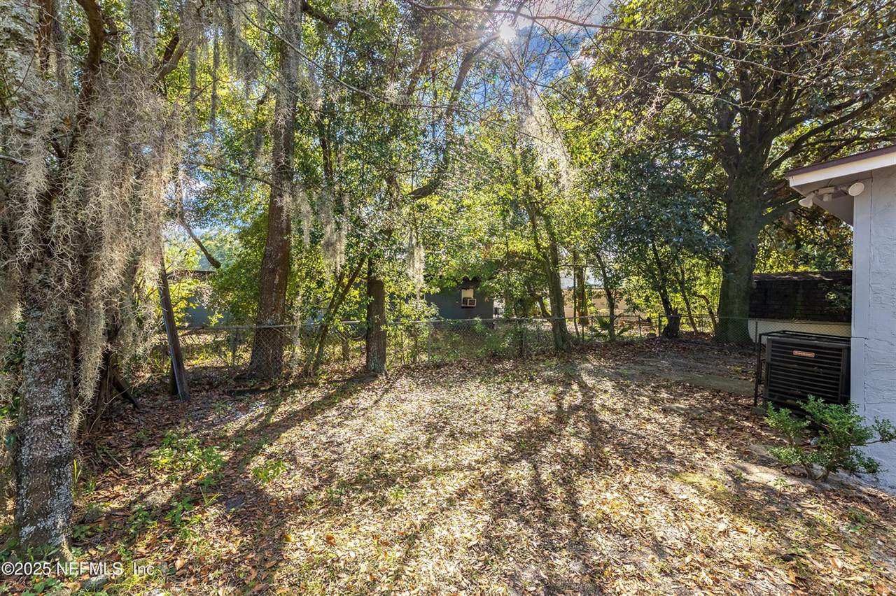 1044 Alderside Street, Jacksonville, FL 32208