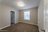 1044 Alderside Street, Jacksonville, FL 32208
