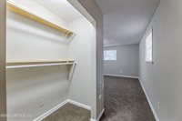 1044 Alderside Street, Jacksonville, FL 32208