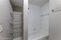 1044 Alderside Street, Jacksonville, FL 32208