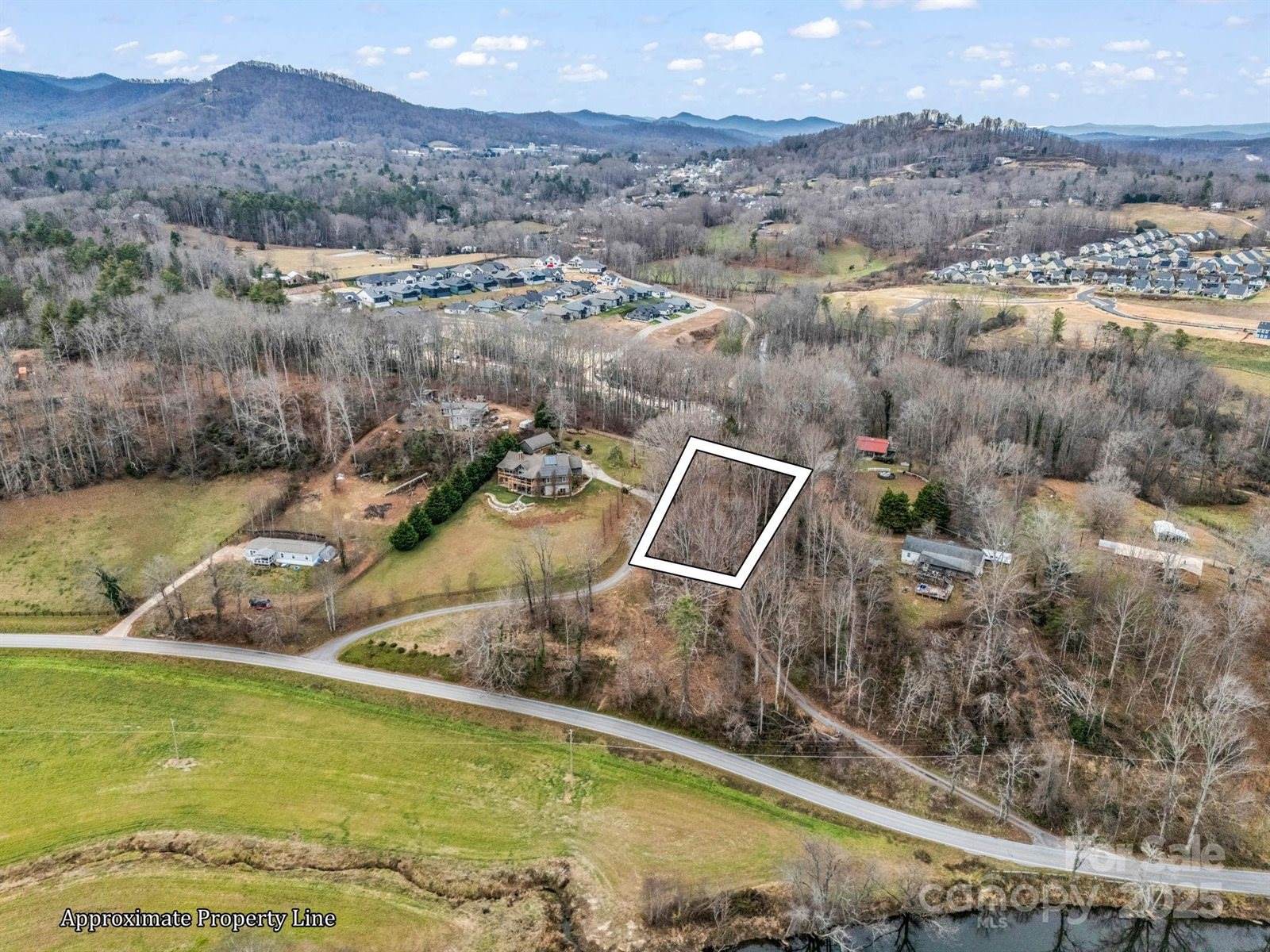 660 Glenn Bridge Road, Arden, NC 28704