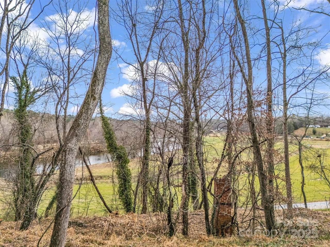 9999 Glenn Bridge Road, Arden, NC 28704