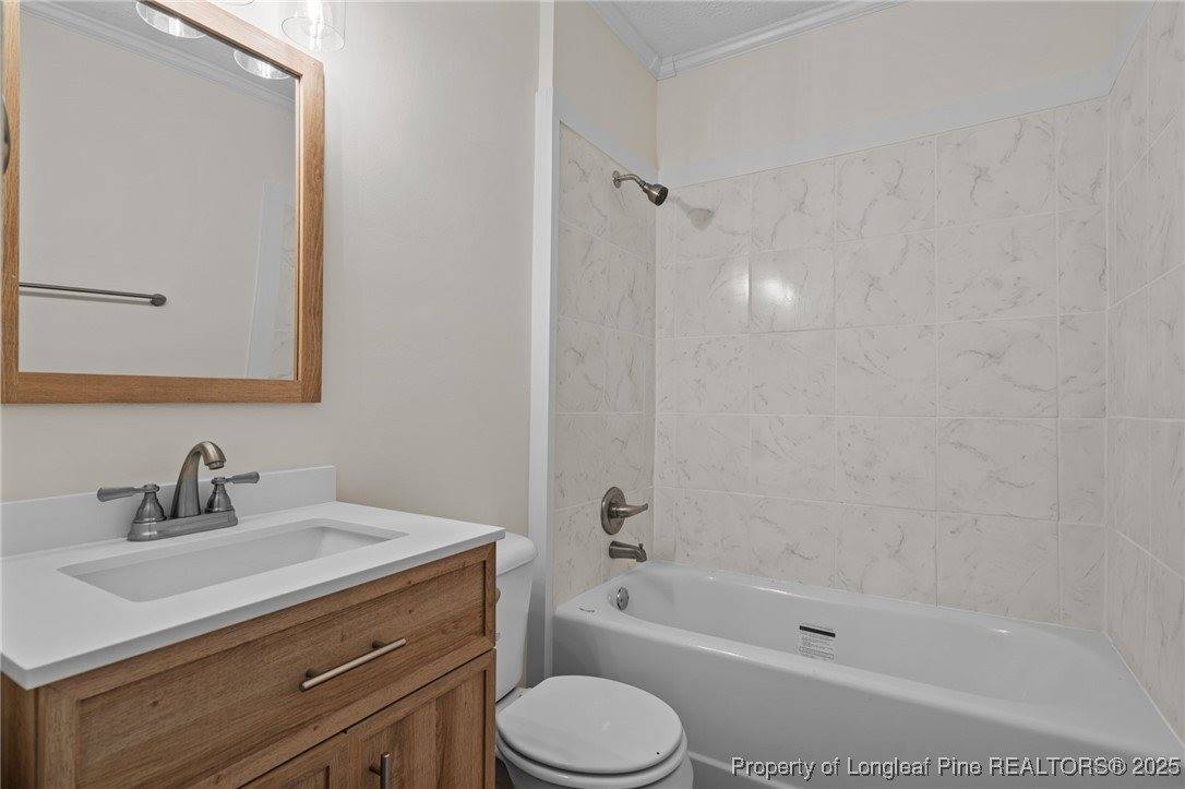 301 Central Street, Maxton, NC 28364