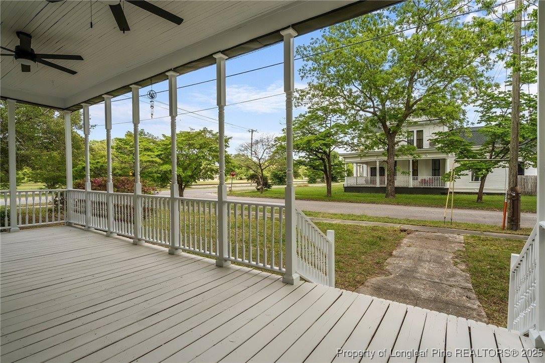 301 Central Street, Maxton, NC 28364