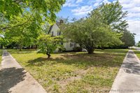 301 Central Street, Maxton, NC 28364