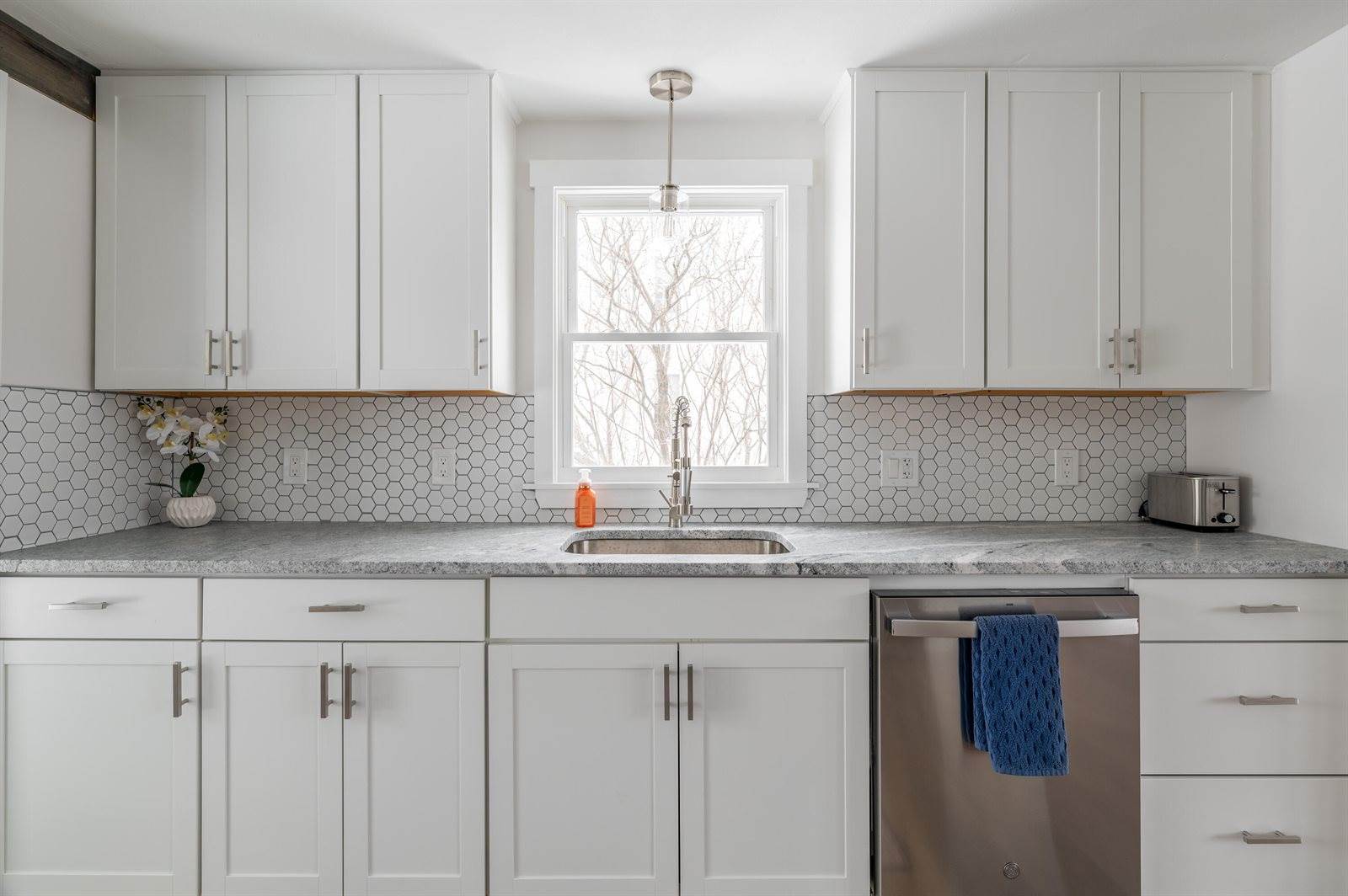 466 Essex Street, Bangor, ME 04401