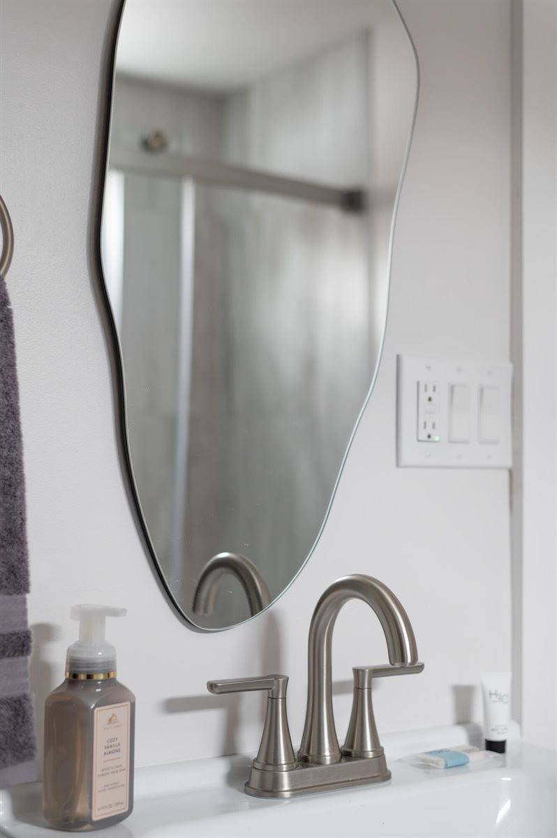 466 Essex Street, Bangor, ME 04401