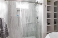 466 Essex Street, Bangor, ME 04401