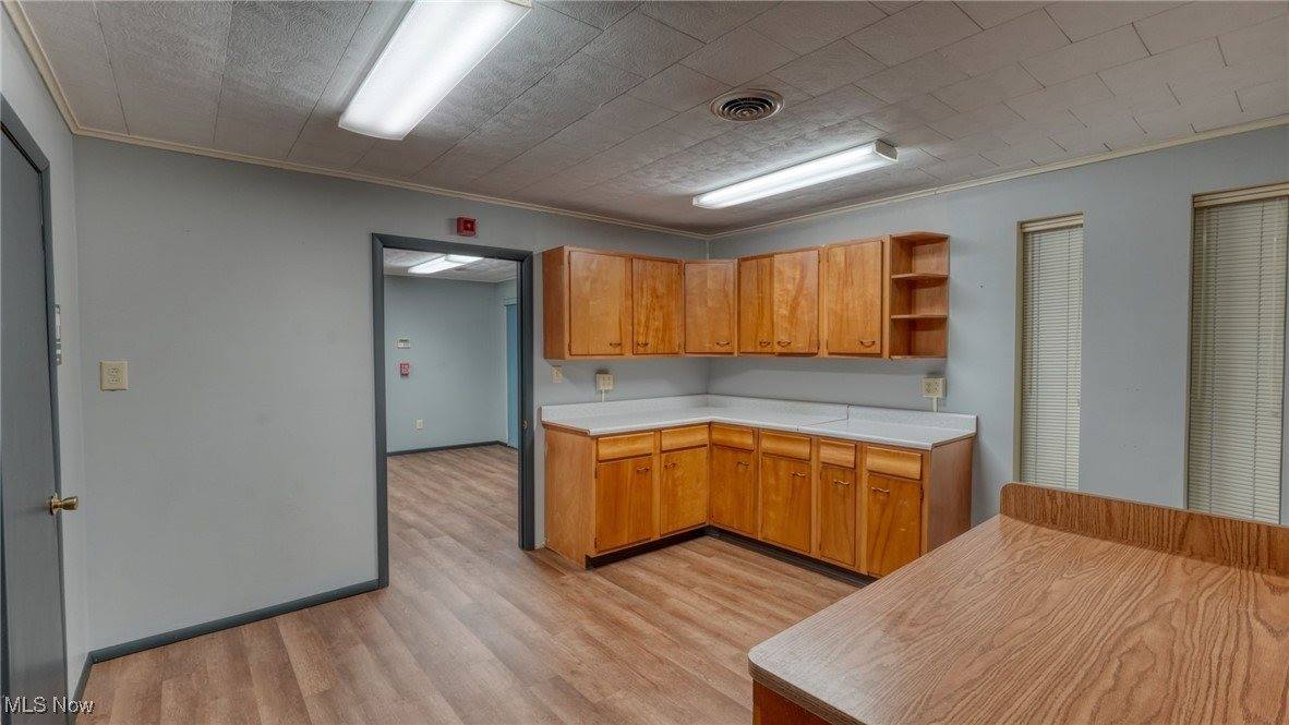 6105 Fairdale Drive, Cambridge, OH 43725