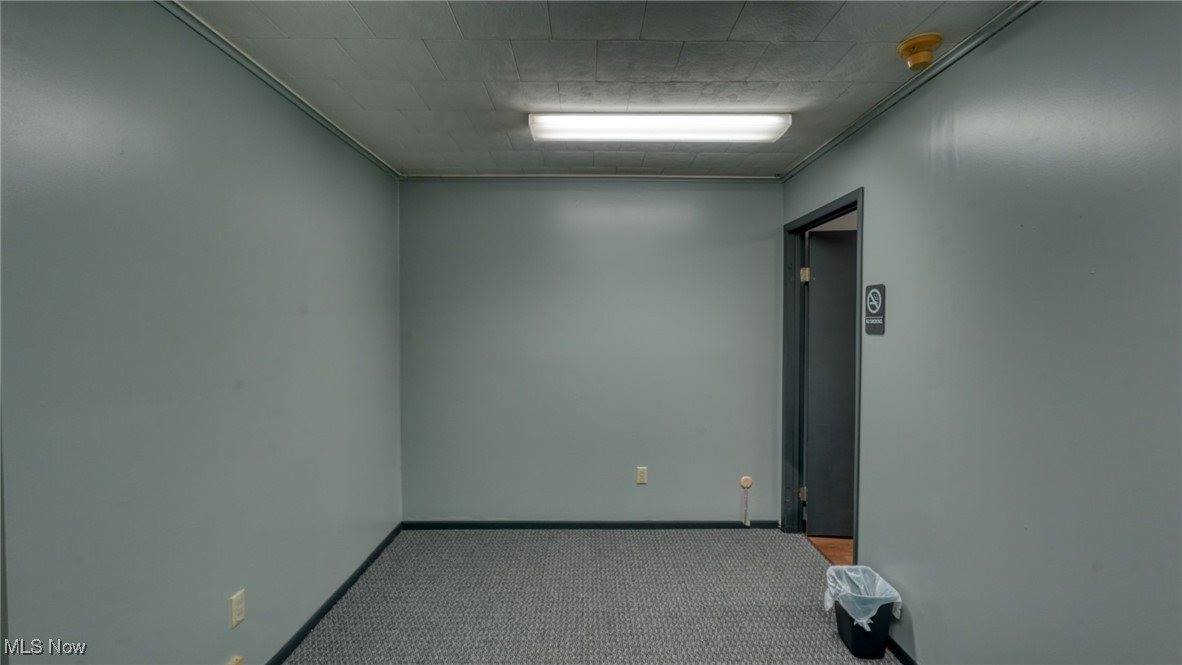 6105 Fairdale Drive, Cambridge, OH 43725