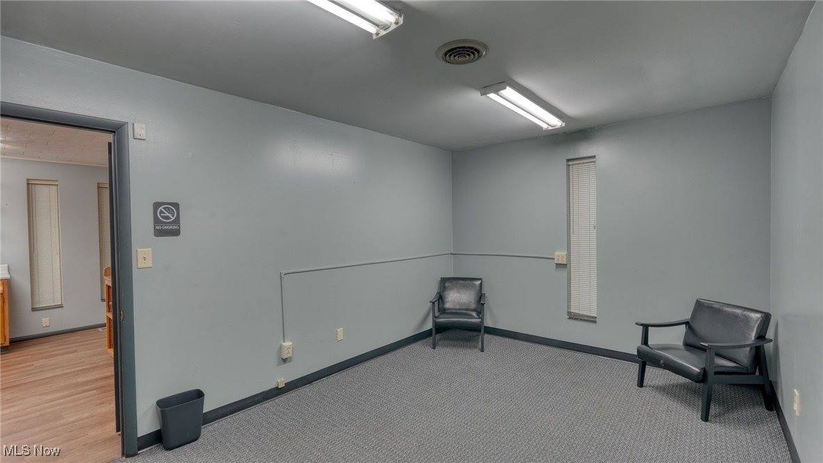 6105 Fairdale Drive, Cambridge, OH 43725